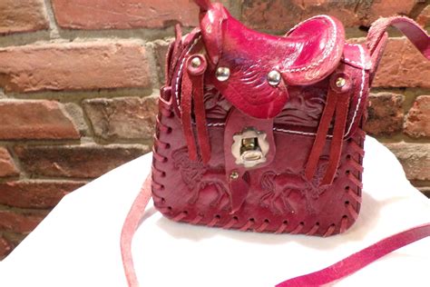 small leather saddle bag purse